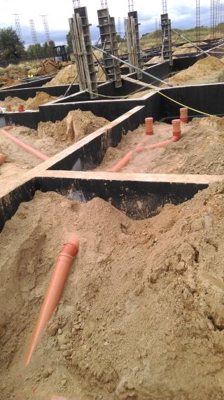 Kanalizacja podposadzkowa przedszkole Wręczyca (2)